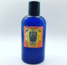 Load image into Gallery viewer, Lion Tamer Natural Shampoo Peppermint Rosemary Clove Cinnamon Lavender - Gypsy Rose Cosmetics